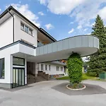 Hotel Grimmingblick Gesmbh 4*