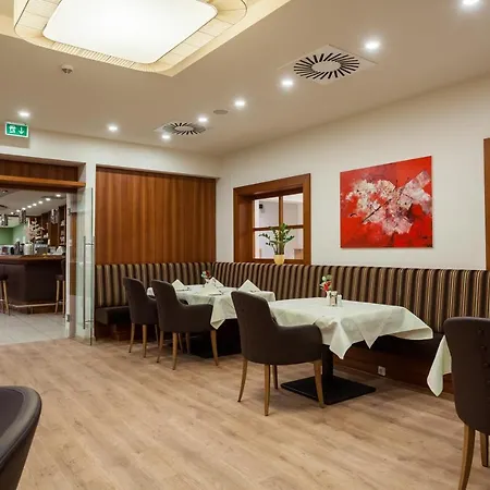 Hotel-restaurant Grimmingblick