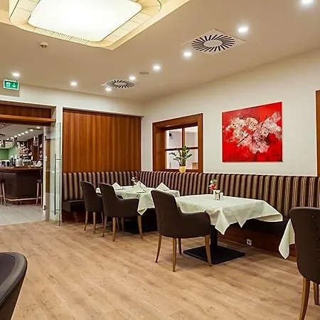 Hotel Grimmingblick Gesmbh Bad Mitterndorf